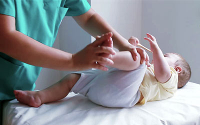 Proceduri de kinetoterapie pediatrica copii bebelusi Bucuresti